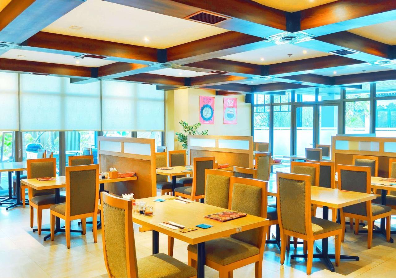 Le Premier Hotel Deltamas Cikarang Εξωτερικό φωτογραφία