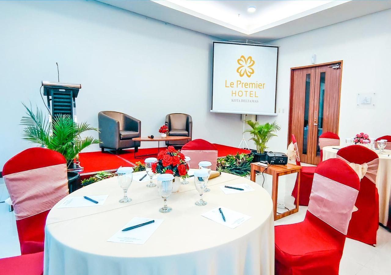 Le Premier Hotel Deltamas Cikarang Εξωτερικό φωτογραφία