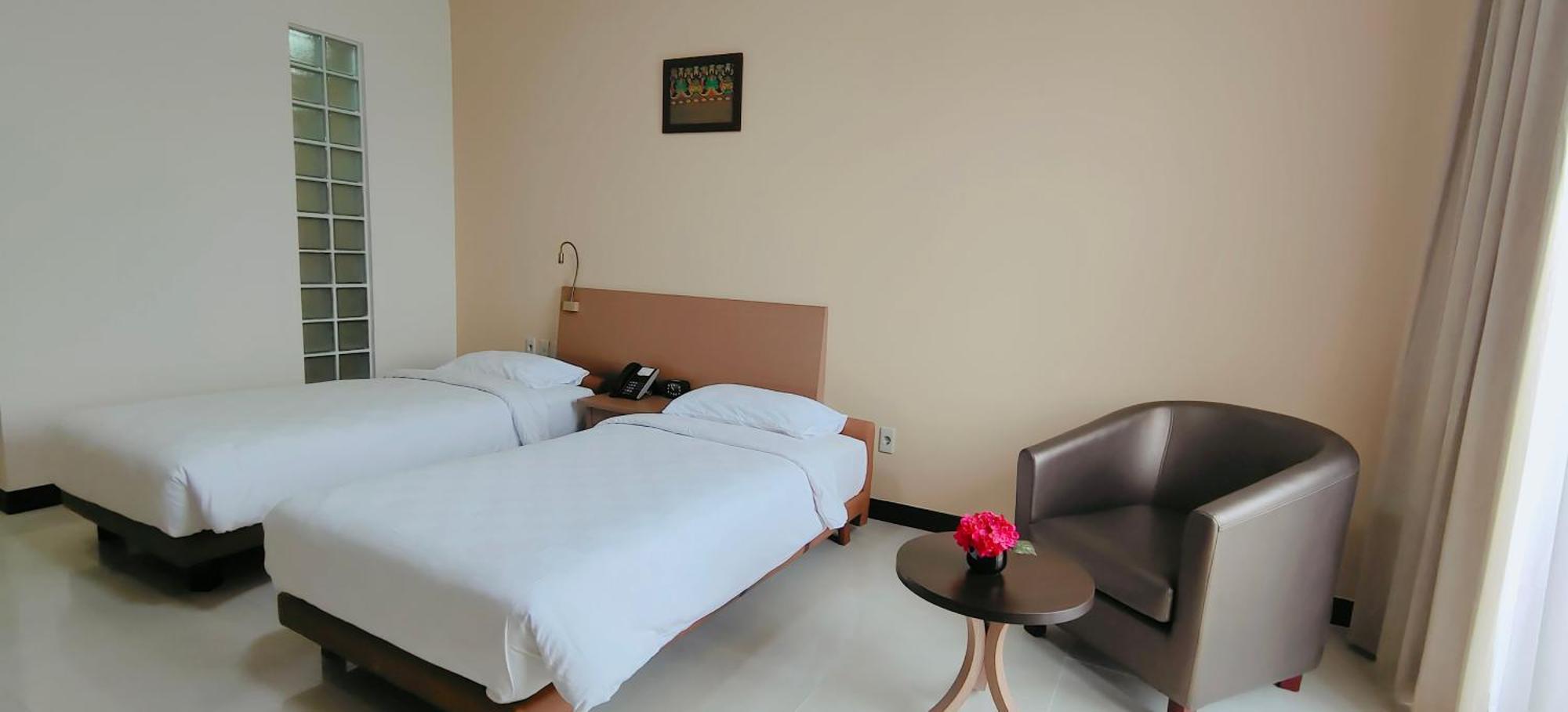 Le Premier Hotel Deltamas Cikarang Εξωτερικό φωτογραφία